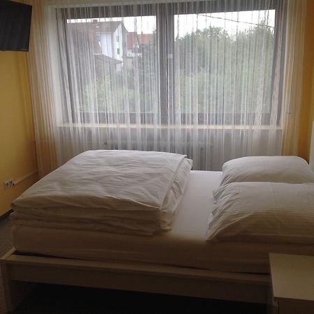 Hotel-Pension Schlossgarten Trippstadt Extérieur photo